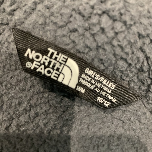 North Face Girl’s Storm Jacket - Picture 4 of 4